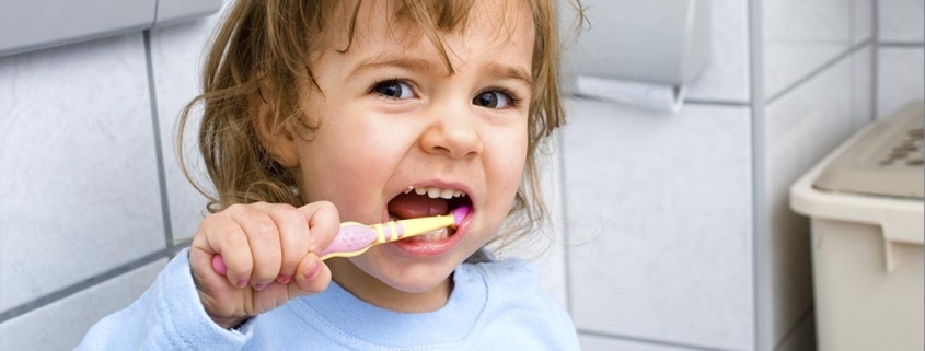 Zähneputzen bei den Kindern